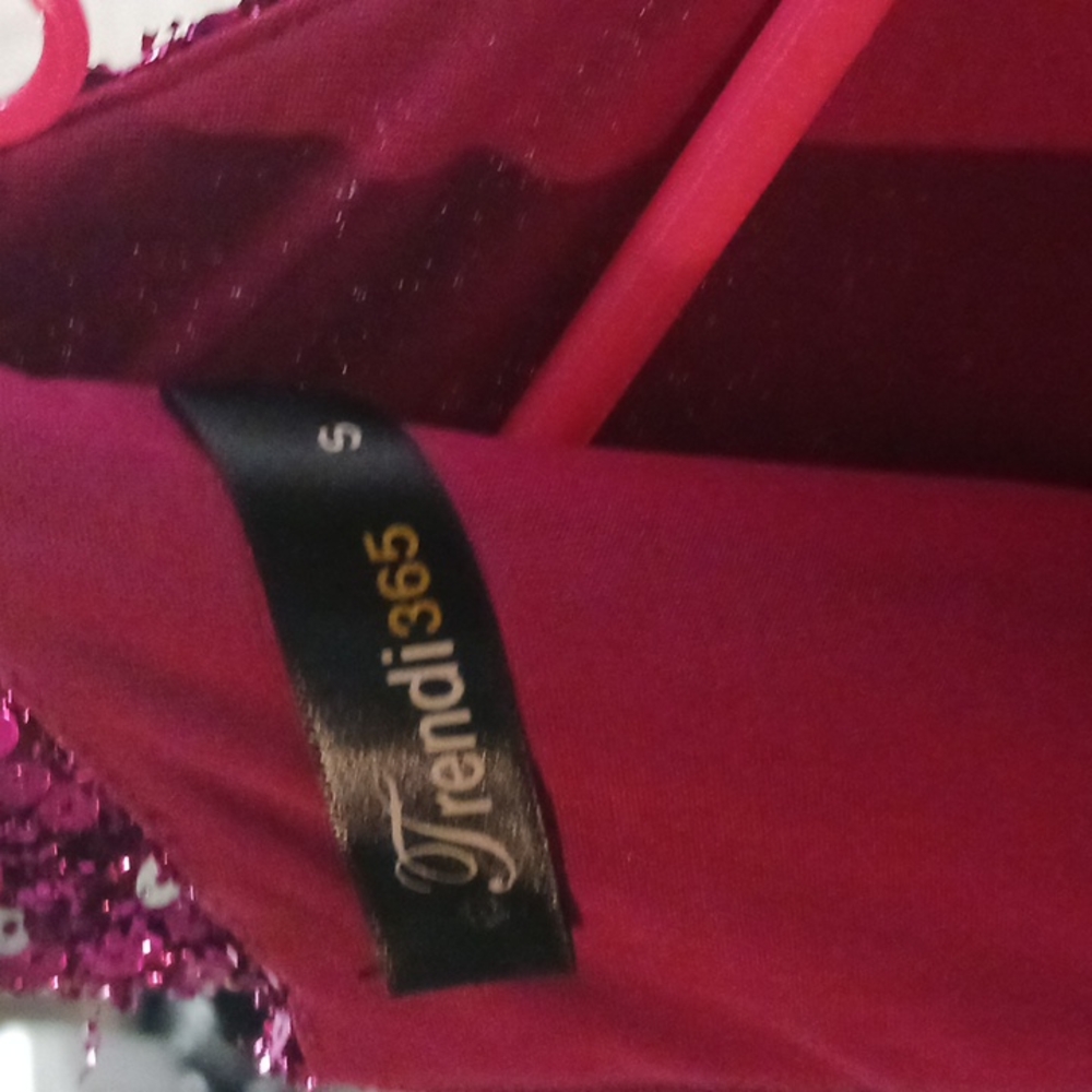 Trendy 365 pink sequined party dress